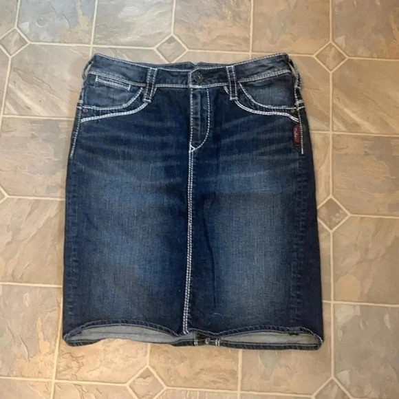 Silver Jeans Dresses & Skirts - Silver Monroe jean skirt